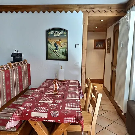 Apartament Au Coeur De - La Ginabelle, Calme Avec Piscine, Sauna & Garage Chamonix