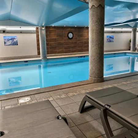 Au Coeur De - La Ginabelle, Calme Avec Piscine, Sauna & Garage شقة